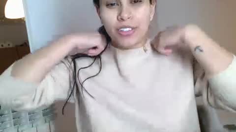 Snapshot of emmie_xxx chatting on 16, 1, 2025 emmie online show from 16, 1, 2025