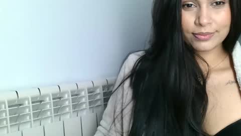 Snapshot of emmie_xxx chatting on 17, 1, 2025 emmie online show from 17, 1, 2025