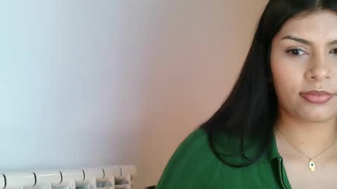 Snapshot of emmie_xxx chatting on 17, 2, 2025 emmie online show from 17, 2, 2025