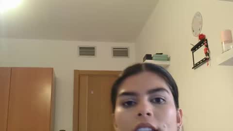 Snapshot of emmie_xxx chatting on 3, 11, 2025 emmie online show from 3, 11, 2025