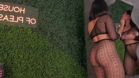 Snapshot of emmiily_z chatting on 11, 2, 2025 Emmiily online show from 11, 2, 2025