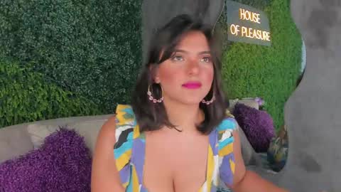 Snapshot of emmiily_z chatting on 12, 2, 2025 Emmiily online show from 12, 2, 2025