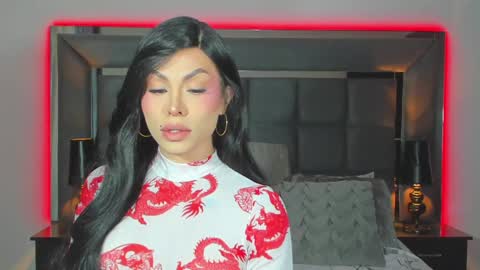 Emmily Santibaez online show from 10, 12, 2024