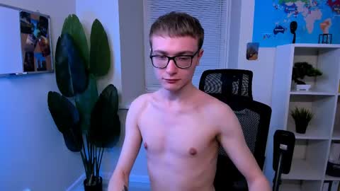 Snapshot of emmit_barker chatting on 20, 4, 2026 Emmit online show from 20, 4, 2026
