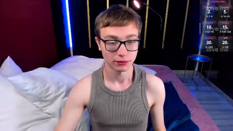 Snapshot of emmit_barker chatting on 15, 7, 2026 Emmit online show from 15, 7, 2026