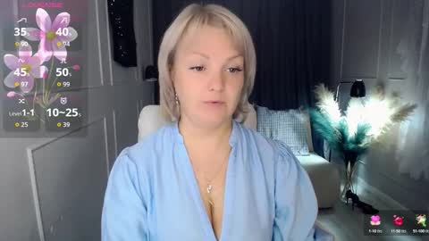 Snapshot of emmmam chatting on 11, 9, 2025 emmmam online show from 11, 9, 2025