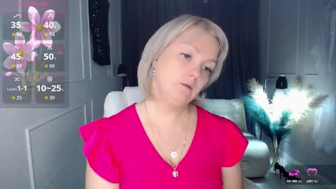 Snapshot of emmmam chatting on 16, 9, 2025 emmmam online show from 16, 9, 2025