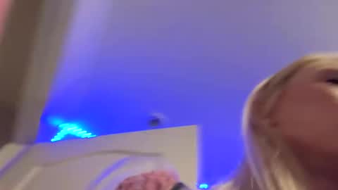 Snapshot of emmwarr1514 chatting on 11, 3, 2025 emmwarr1514 online show from 11, 3, 2025