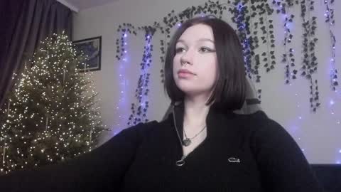 Emily Johny online show from 12, 12, 2024