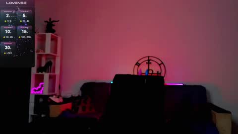Snapshot of emmybrightj_ chatting on 7, 12, 2024 Emmy Bright     50  online show from 7, 12, 2024