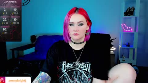 Snapshot of emmybrightj_ chatting on 23, 1, 2025 Emmy Bright     50  online show from 23, 1, 2025