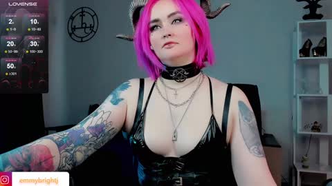 Snapshot of emmybrightj_ chatting on 29, 1, 2025 Emmy Bright     50  online show from 29, 1, 2025