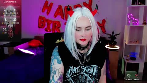Snapshot of emmybrightj_ chatting on 6, 2, 2025 Emmy Bright     50  online show from 6, 2, 2025
