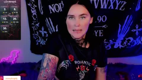 Snapshot of emmybrightj_ chatting on 29, 9, 2025 Emmy Bright     50  online show from 29, 9, 2025