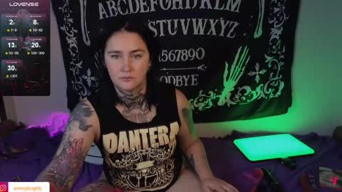 Snapshot of emmybrightj_ chatting on 6, 10, 2025 Emmy Bright     50  online show from 6, 10, 2025