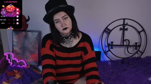 Snapshot of emmybrightj_ chatting on 26, 10, 2025 Emmy Bright     50  online show from 26, 10, 2025