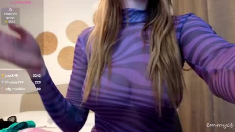 Snapshot of emmycb chatting on 26, 1, 2025 Em online show from 26, 1, 2025