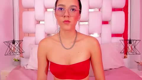 Snapshot of emmycruzz chatting on 3, 12, 2025 emmy online show from 3, 12, 2025