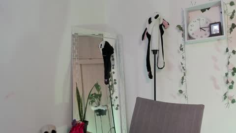 Emperatriz online show from 7, 2, 2025