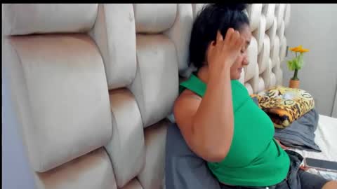 Snapshot of emperatriztapia chatting on 15, 1, 2025 emperatriztapia online show from 15, 1, 2025