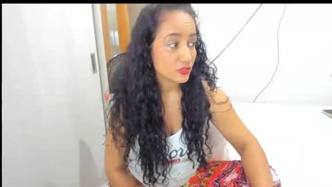 Snapshot of emperatriztapia chatting on 9, 11, 2025 emperatriztapia online show from 9, 11, 2025