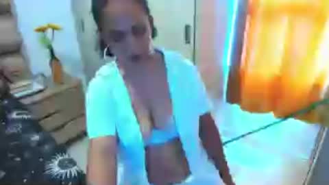 Snapshot of emperatriztapia chatting on 25, 6, 2026 emperatriztapia online show from 25, 6, 2026