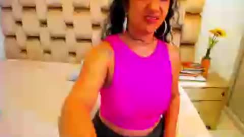 Snapshot of emperatriztapia chatting on 7, 7, 2026 emperatriztapia online show from 7, 7, 2026