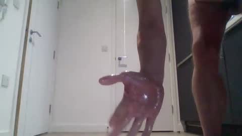 emrys2016833836 online show from 19, 11, 2025