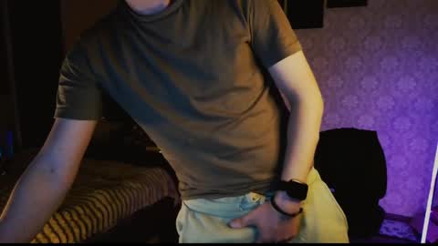 emveeboy96 online show from 7, 4, 2026