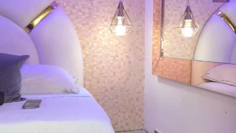 Emy  online show from 27, 10, 2025