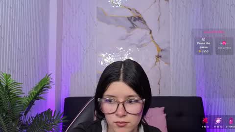 Snapshot of emy_tay chatting on 2, 3, 2026 Emy online show from 2, 3, 2026