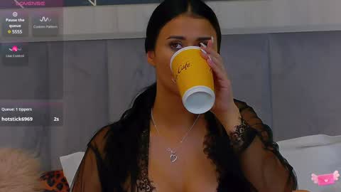 Snapshot of emylaveau chatting on 9, 1, 2025 Emy online show from 9, 1, 2025