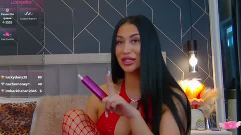 Snapshot of emylaveau chatting on 4, 2, 2025 Emy online show from 4, 2, 2025