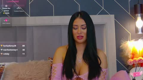 Snapshot of emylaveau chatting on 5, 2, 2025 Emy online show from 5, 2, 2025