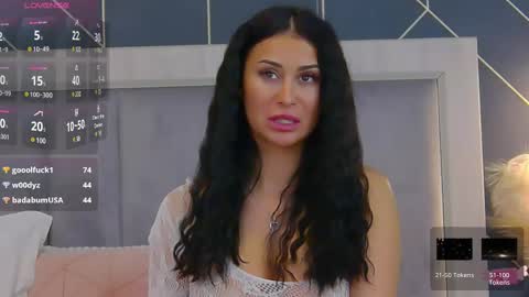 Snapshot of emylaveau chatting on 5, 3, 2025 Emy online show from 5, 3, 2025