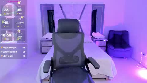 Snapshot of emysilver chatting on 19, 2, 2025 Emy Silver online show from 19, 2, 2025