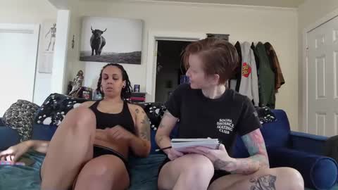 Cedar redhead and River brunette online show from 3, 12, 2024