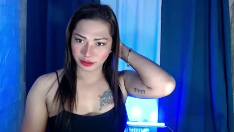 Snapshot of enchantressjenieghxxx chatting on 17, 10, 2025 Jeniegh online show from 17, 10, 2025