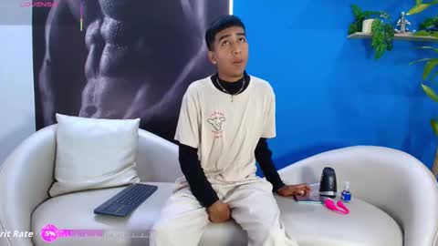 Snapshot of ender_h0t chatting on 19, 9, 2025 Ender online show from 19, 9, 2025