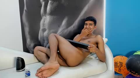 Snapshot of ender_h0t chatting on 5, 11, 2025 Ender online show from 5, 11, 2025