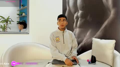 Snapshot of ender_h0t chatting on 9, 11, 2025 Ender online show from 9, 11, 2025