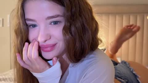 Mia online show from 5, 3, 2026