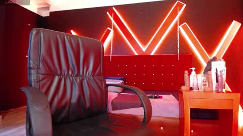 Snapshot of engel_devil chatting on 17, 10, 2025 Engel online show from 17, 10, 2025