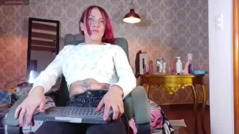 Snapshot of engel_devil chatting on 5, 12, 2025 Engel online show from 5, 12, 2025