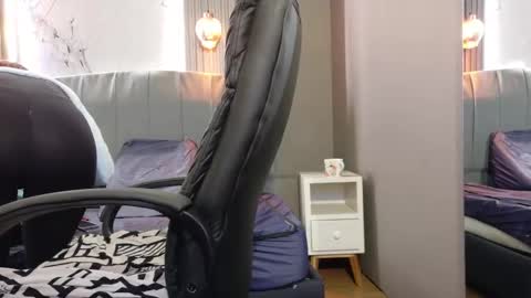 Snapshot of engel_devil chatting on 15, 12, 2025 Engel online show from 15, 12, 2025