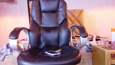 Snapshot of engel_devil chatting on 16, 12, 2025 Engel online show from 16, 12, 2025