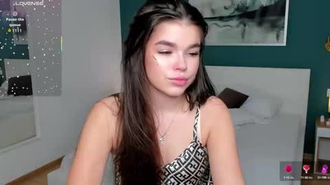 Snapshot of engelaven chatting on 13, 9, 2025 Christy online show from 13, 9, 2025
