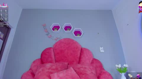 Snapshot of engelstone_ chatting on 8, 2, 2025 E N G E L online show from 8, 2, 2025
