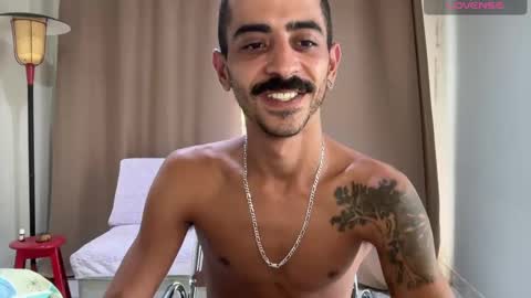 Snapshot of enjoythetrip chatting on 6, 2, 2025 Luke online show from 6, 2, 2025