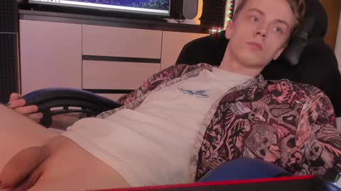 Snapshot of enkeer chatting on 17, 1, 2025 Enker online show from 17, 1, 2025